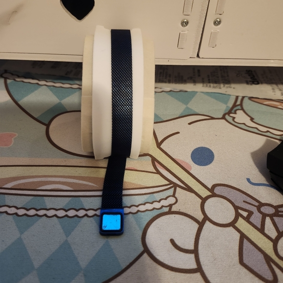 Watch - Picture 2 of 3